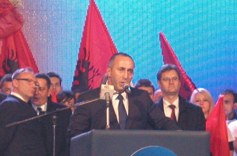 Sırbistan Eski başbakan kefaletle serbest