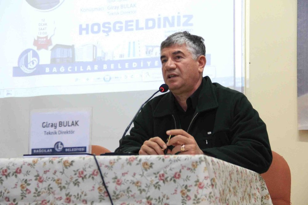 Teknik Direktör Giray Bulak; "Medipol Başakşehir’in şampiyon olmasını isterim"