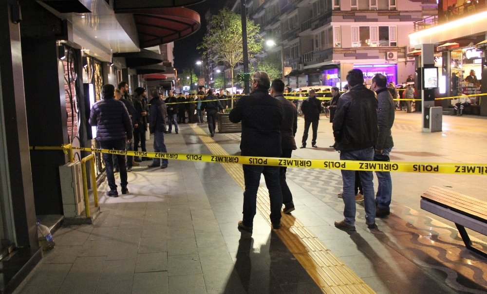 Samsun'da silahlı şahıs lokantada 5 kişiyi rehin aldı