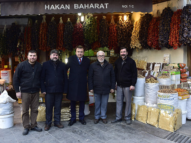 Başkan Erkoç Suk-İ Maraş çarşısında