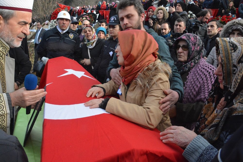 Trabzon şehidini sonsuzluğa uğurladı