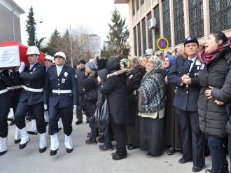 Şehit eşinden acı feryat