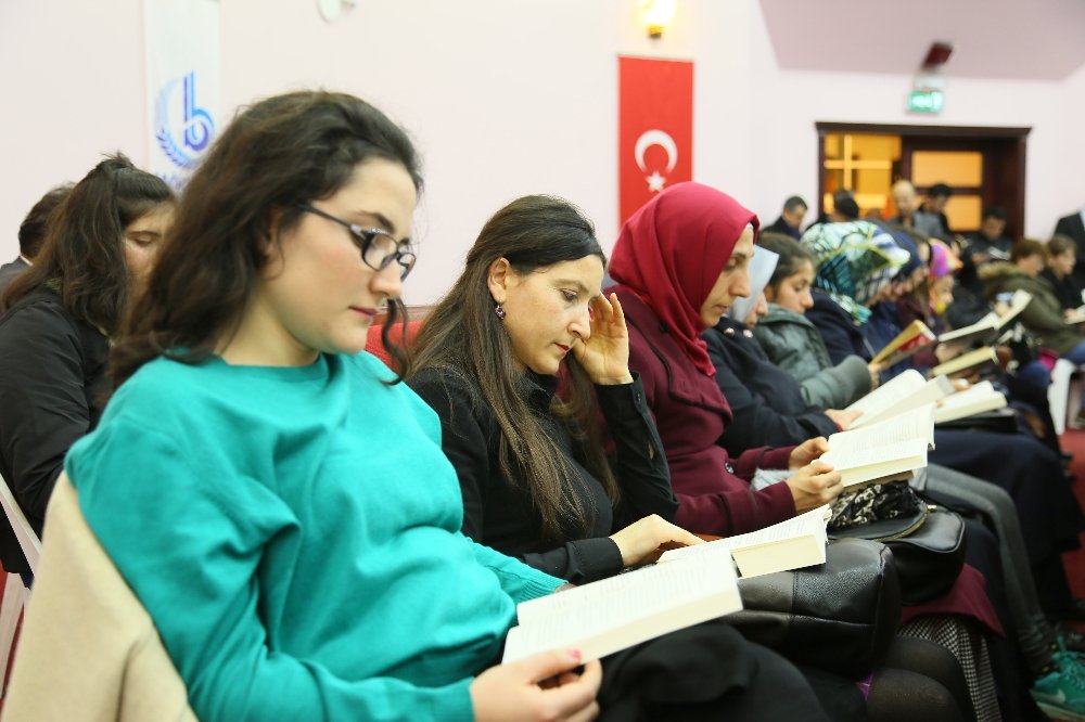 Televizyon izlemek yerine kitap okudular