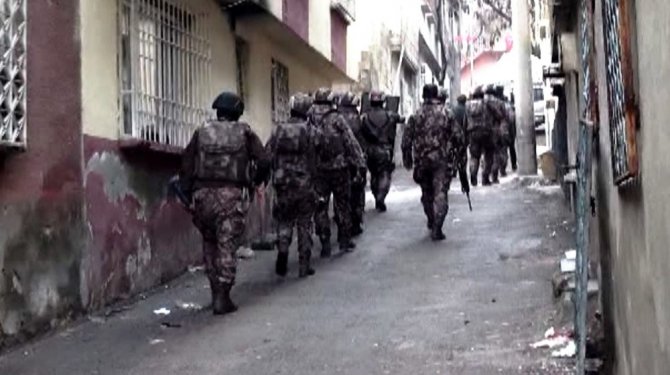 Gaziantep'te 19 DEAŞ üyesi yakalandı