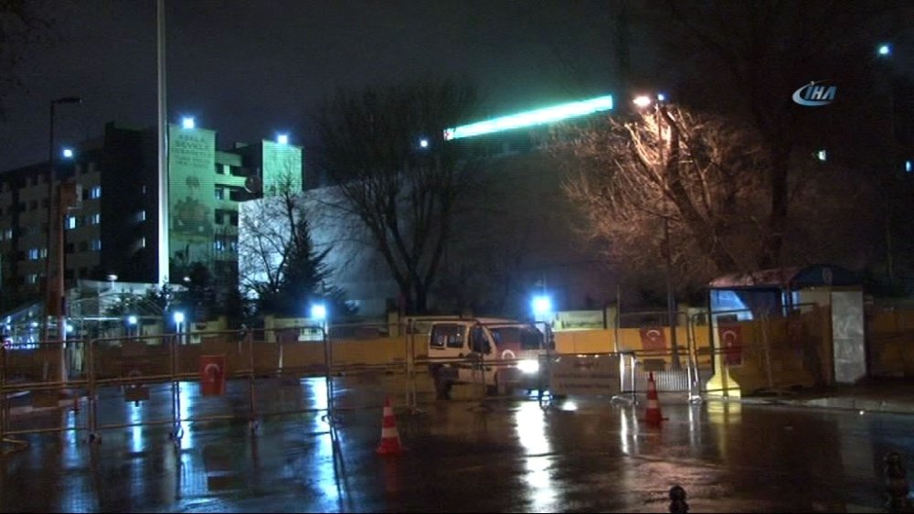 Saldırı girişimi sonrası kapanan cadde trafiğe açıldı