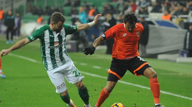 Bursa’da ilk yarı golsüz geçildi