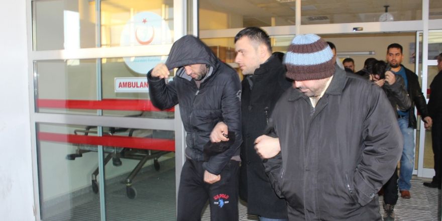 3 ilde FETÖ imamlarına operasyon