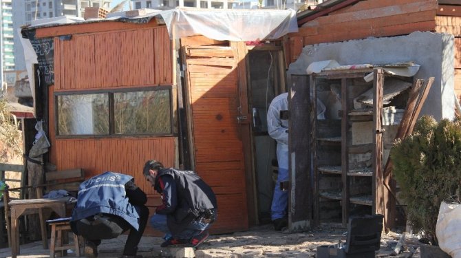 Duvarı kırıp keçiyi ve güvercinleri çaldılar