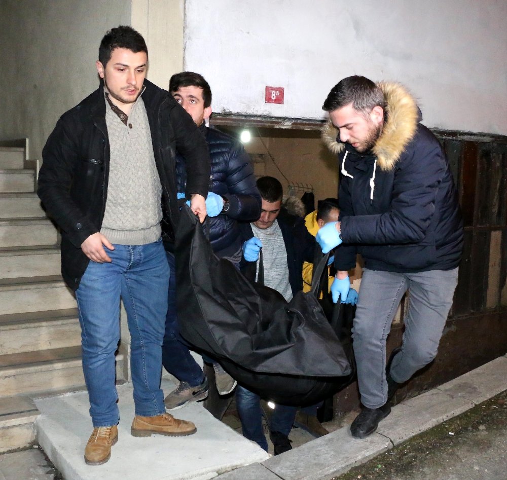 Bıçaklı kavga 1 kişinin ölümüyle sonuçlandı