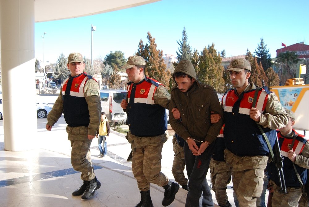 Bombalı eylem hazırlığındaki 5 terörist yakalandı