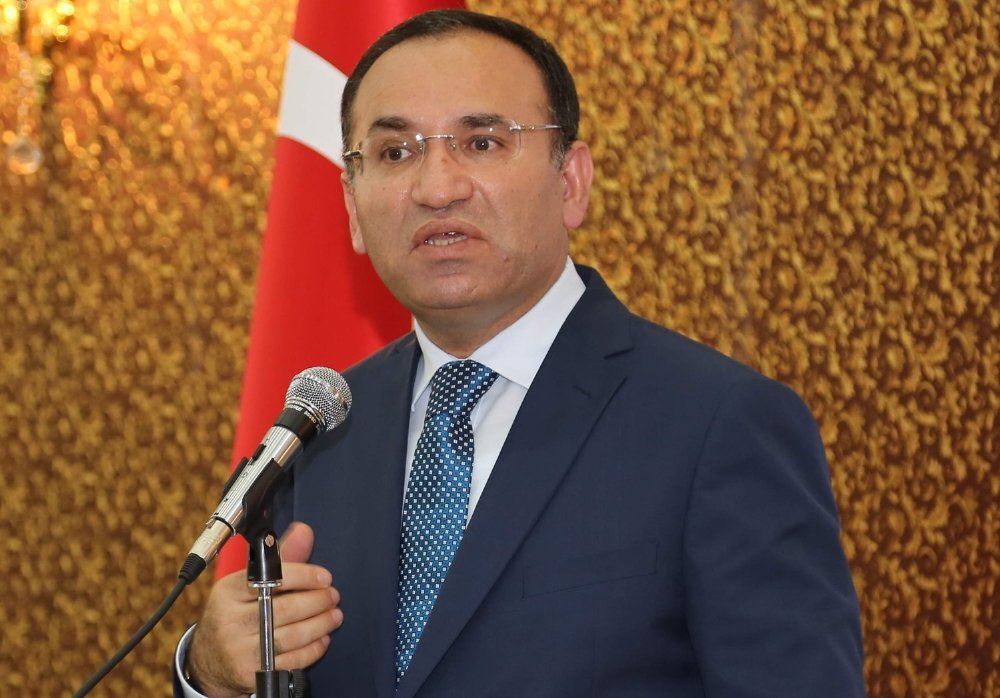 Adalet Bakanı Bekir Bozdağ CHP’ye sert çıktı