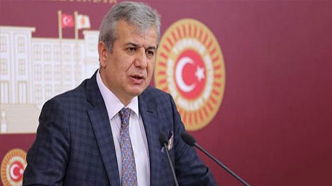 Durdu Özbolat Kimdir?