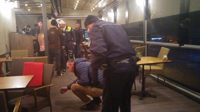 İş adamına AVM’de silahlı saldırı