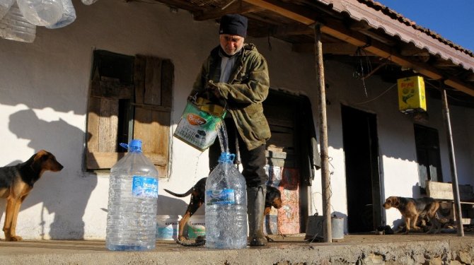 Edirne’de medeniyetin uğramadığı köy: Ne su var ne yol