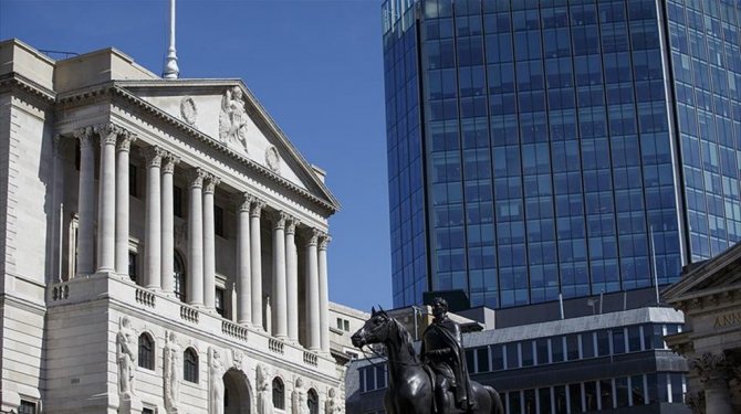 İngiltere Merkez Bankası faizi değiştirmedi