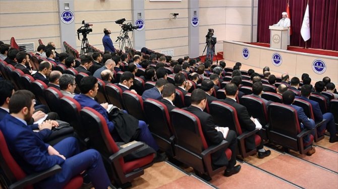 Görmez göreve başlayacak 5 bin imama seslendi