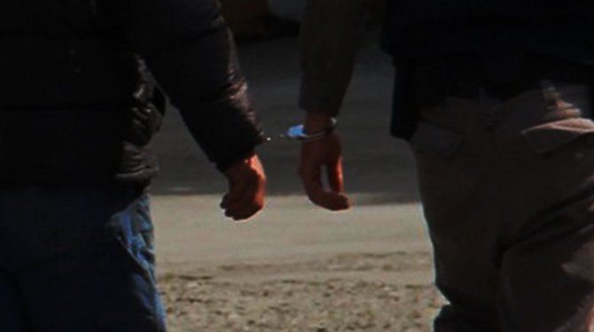 14 asker FETÖ’den gözaltına alındı