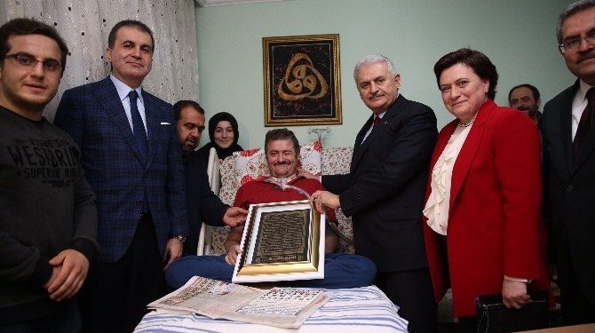 Başbakan Yıldırım ALS hastası Yasin Asma’yı evinde ziyaret etti