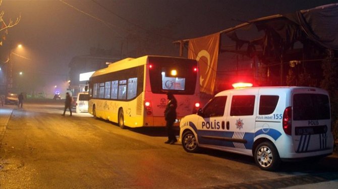 Yolcu otobüs şoförünü bıçaklandı