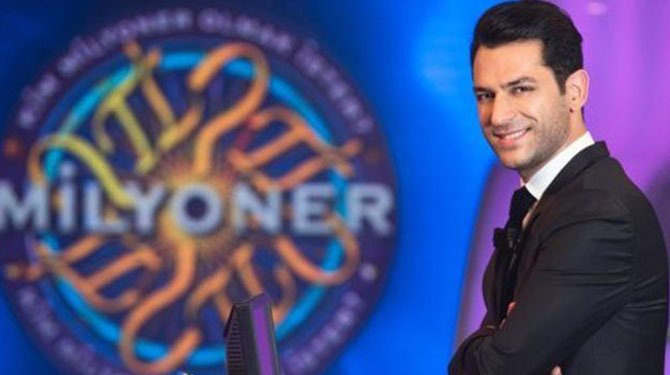 İzleyici Murat Yıldırım'ı Yerden Yere Vurdu