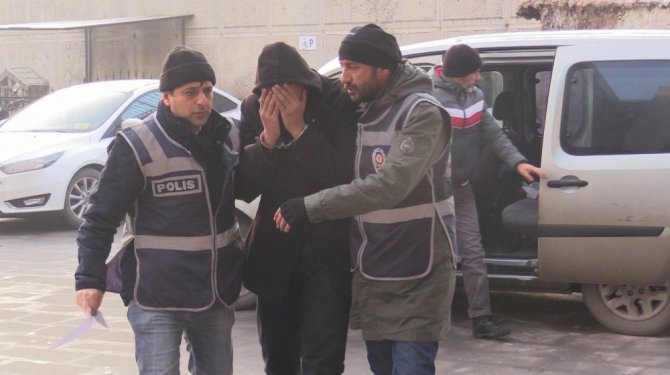 Konya merkezli 30 ilde FETÖ operasyonu: 102 gözaltı kararı