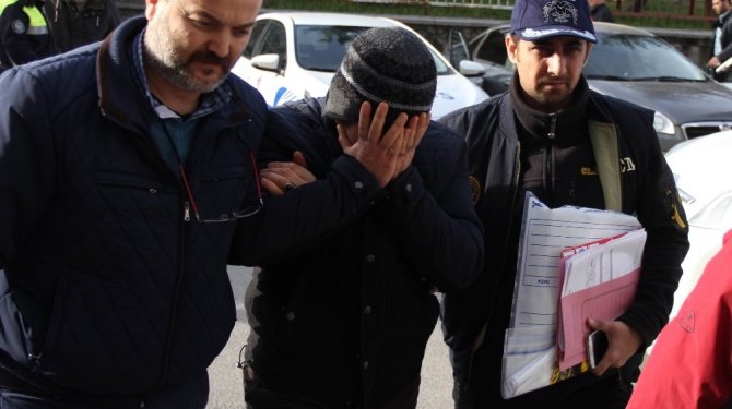 28 polise gözaltına alındı