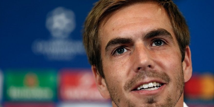 Bayern Münih'in kaptanı yeşil sahalara veda ediyor