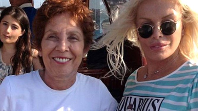 Ünlü Yönetmen Ajda Pekkan'ın Evinde Hayatını Kaybetti