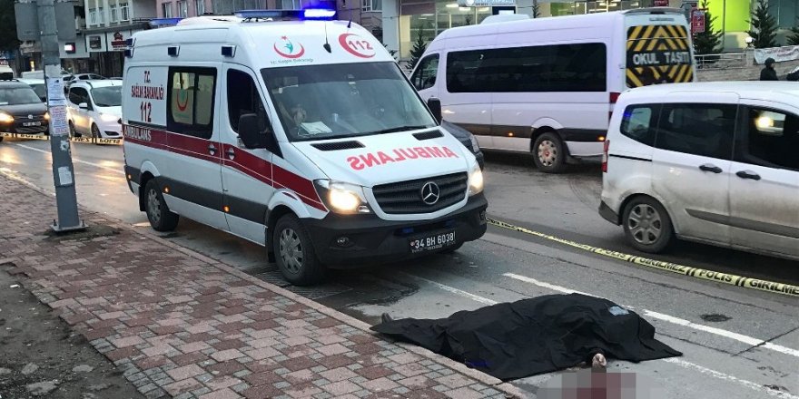 Yol kenarında ceset bulundu