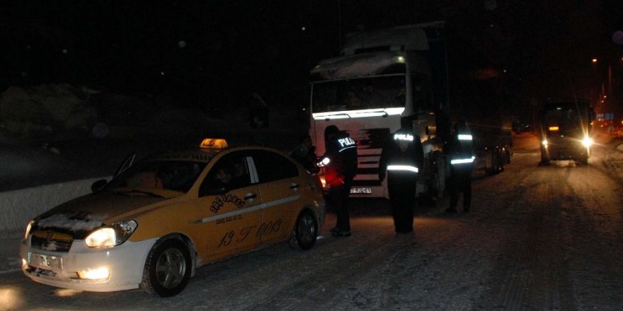 81 ilde 80 bin görevliyle asayiş uygulaması