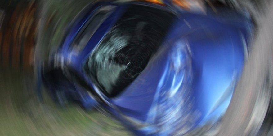 Kadın Başbakan trafik kazası geçirdi