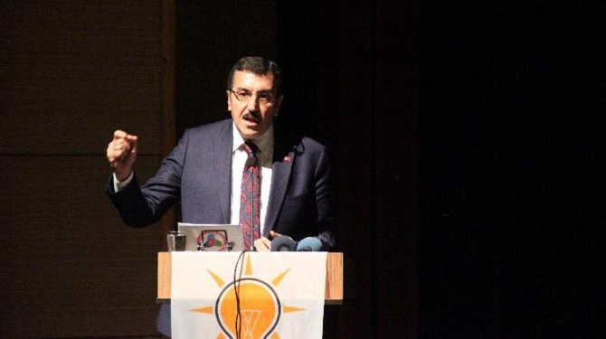 "Şuandaki sistem Cumhurbaşkanına çok daha fazlasını veriyor"