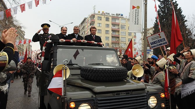 Kurtuluşun 97. yılı Törenlerle Kutlandı