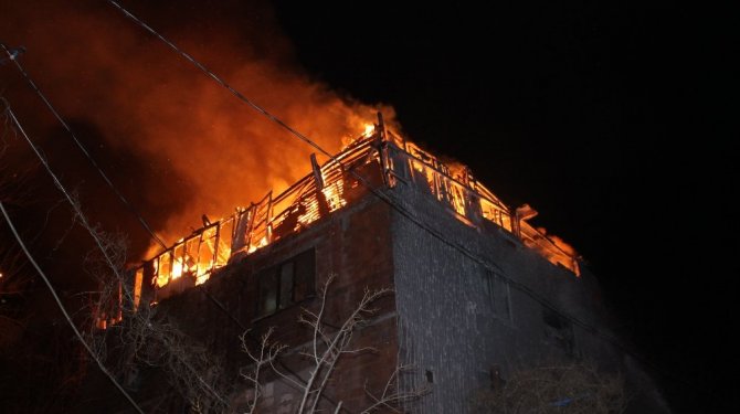 İstanbul’da korkutan yangın