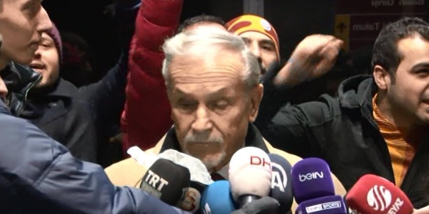 Galatasaray taraftarından canlı yayında protesto