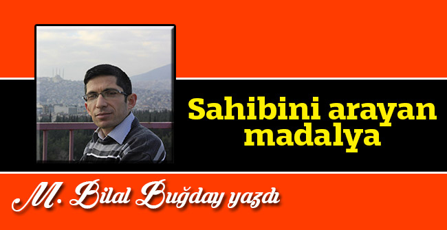 Sahibini arayan madalya