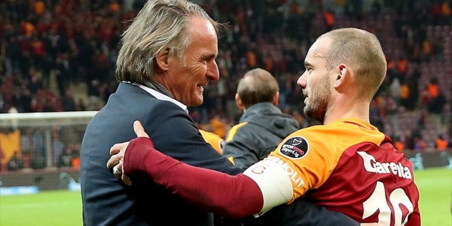 Galatasaray'da bir dönem daha sona erdi