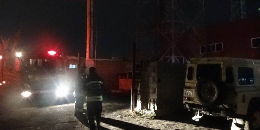 Diyarbakır’da baz istasyonlarına molotoflu saldırı