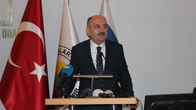 Müezzinoğlu "2017 sonunda işsizliği 95.’e indirmeyi hedefliyoruz"