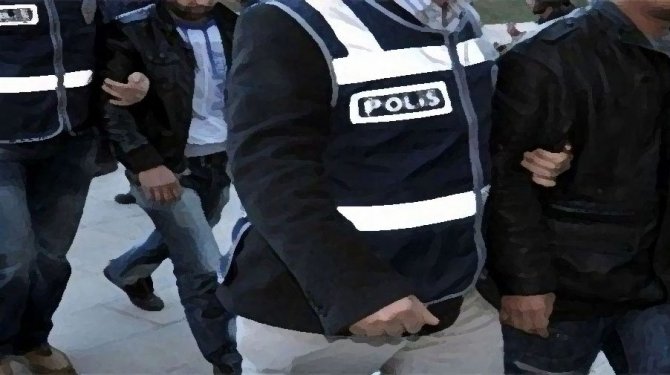 Eskişehir merkezli 4 ilde FETÖ şüphelisi 12 sağlıkçı tutuklandı