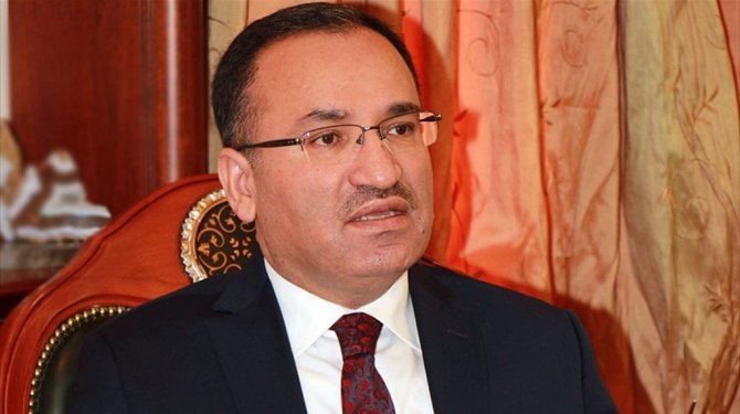 Bozdağ: Hayır dediği için gözaltına alınmış biri varsa görevden ayrılırım