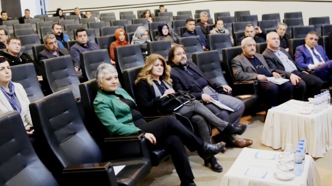 “Güvenli gıda güvenli gelecek projesi” konulu bir eğitim verildi