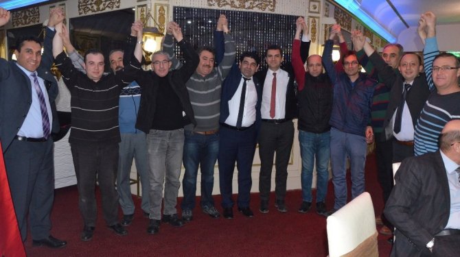 "Sivil memurlar, darbeci pilotlara yakıt vermedi"