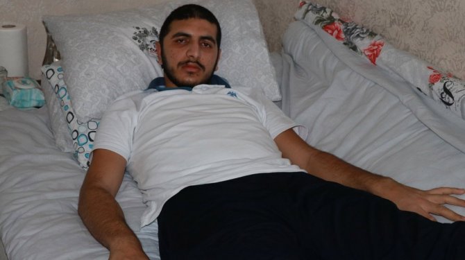 Kavgayı ayırayım derken canından oluyordu