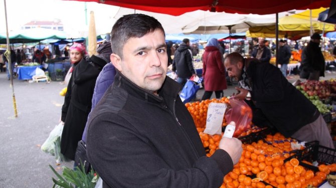 Çürük mandalina yüzünden karakolluk oldular