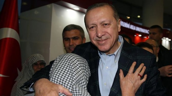 Cumhurbaşkanı Erdoğan, Malatya Büyükşehir Belediyesini ziyaret etti