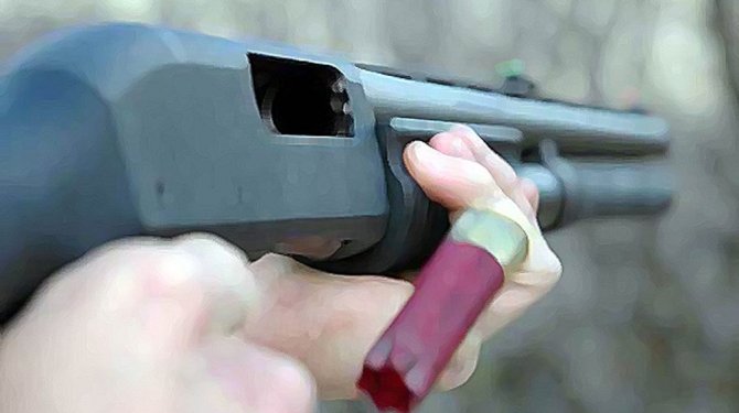 Avda domuz zannettiği arkadaşını öldürdü