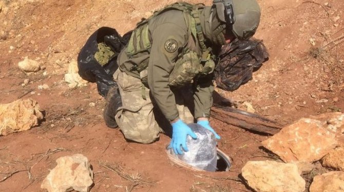 Diyarbakır’da 80 kilo PETN tipi patlayıcı ele geçirildi