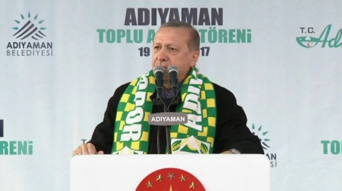 "Muhalefet sandığın rengini gördüğü için yalan yanlış bilgiler yayıyor''