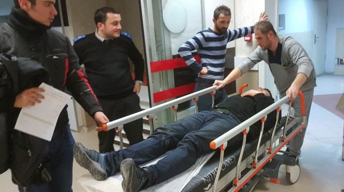 Çarpışan motosikletliler askerlik arkadaşı çıktı